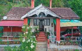 Devashola Homestay